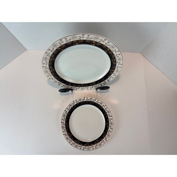 Grace’s Teaware Black & Gold Trimmed Dinner & Salad Plate Set - Picture 7 of 10